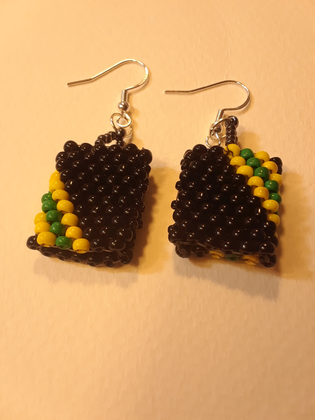 Island earrings