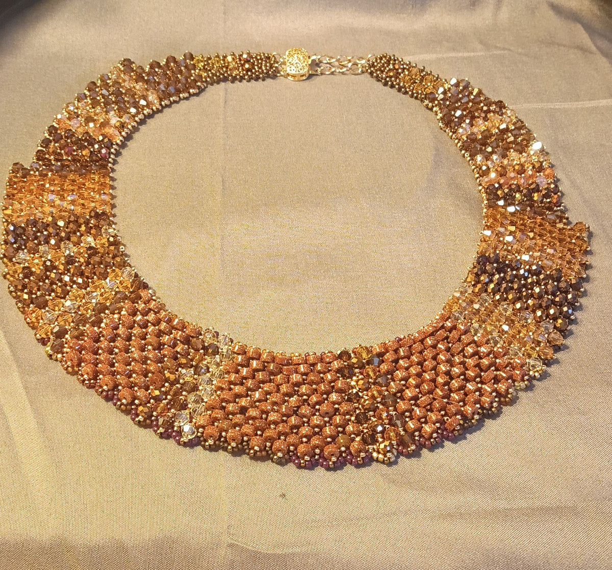 Necklace shades of Brown